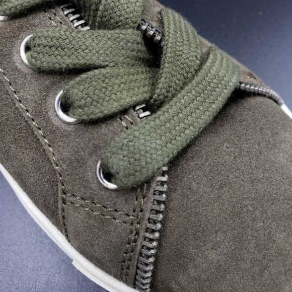 Frye & Co NEW without box Sindy moto low sneaker army green zipper detail size 8 - Picture 9 of 9